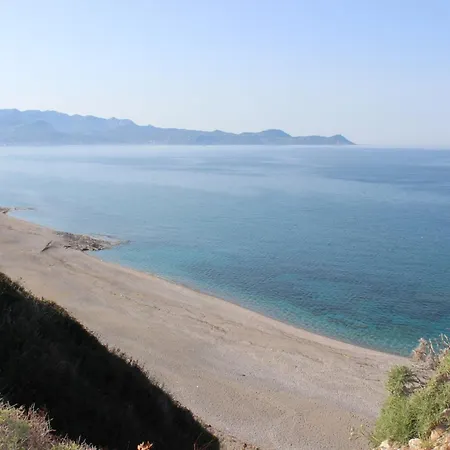 Melilofos Ground Floor Poolside Apartment Agia Thekla